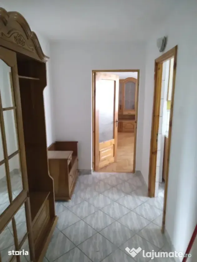 Apartament Cu 2 Camere Decomandate Zona George Enescu