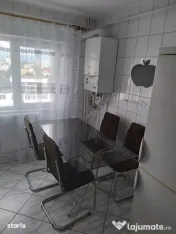 Apartament Cu 2 Camere Decomandate Zona George Enescu 