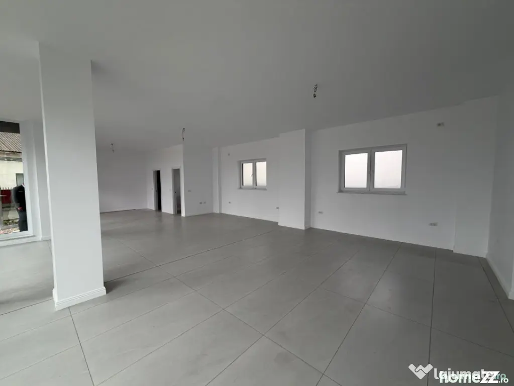 Spatiu de inchiriat, cladire noua, 90 mp, Radauti - Radauti (Suceava)