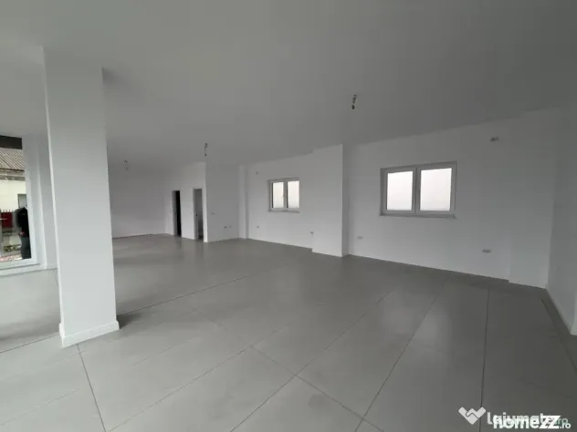 Spatiu de inchiriat, cladire noua, 90 mp, Radauti - Radauti (Suceava)