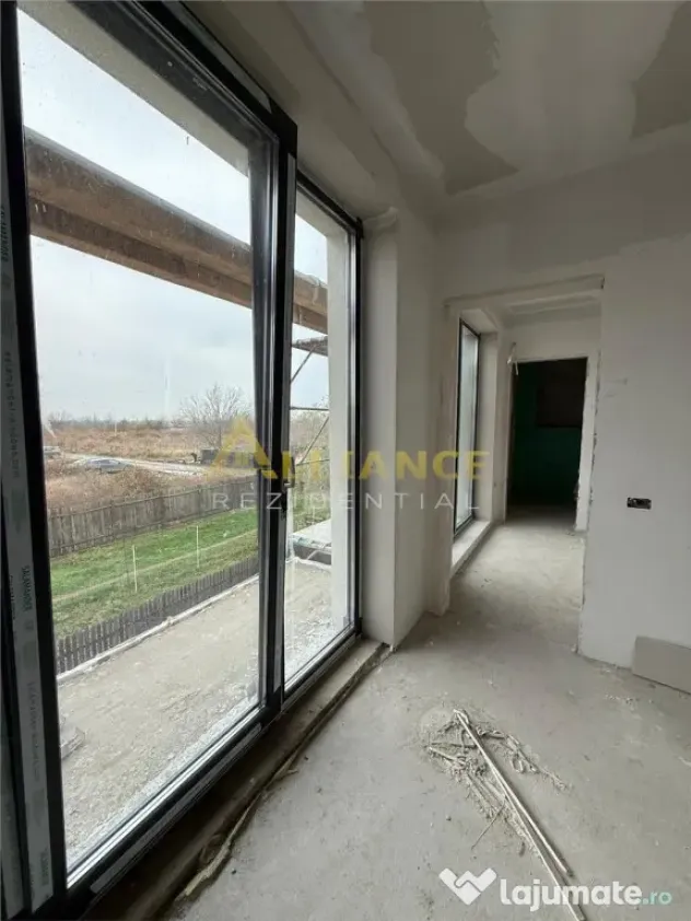 Vila 5 camere si 4 bai - Popesti Leordeni
