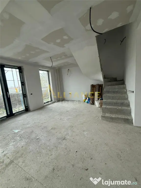 Vila 5 camere si 4 bai - Popesti Leordeni