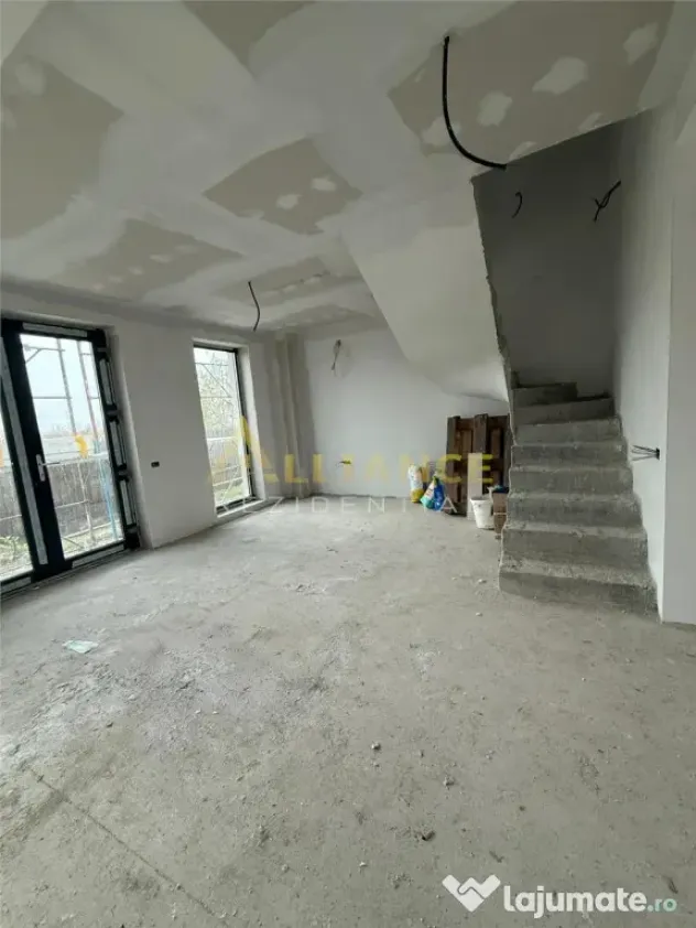 Vila 5 camere si 4 bai - Popesti Leordeni