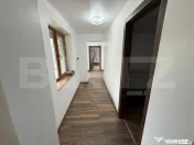 Casa pe parter+casa de oaspeti, 3000 mp teren, zona Cotofeni 