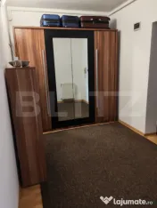 Apartament 3 camere, parcare si boxa, zonă Strada Libertă 