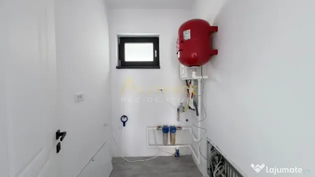 Casa Individuala - 4 camere - 2 bai - 550mp teren