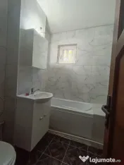Apartament 3 camere, zona Nord 