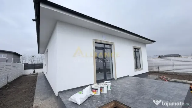 Casa Individuala - 4 camere - 2 bai - 375mp teren