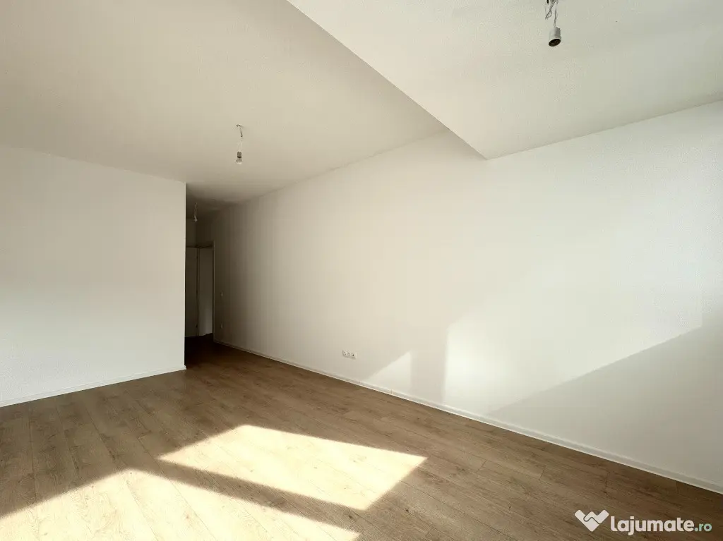 3 camere: 88 mp S.utilă totală – Etaj 1/4–Zona Mall Colosseum/Sect.1