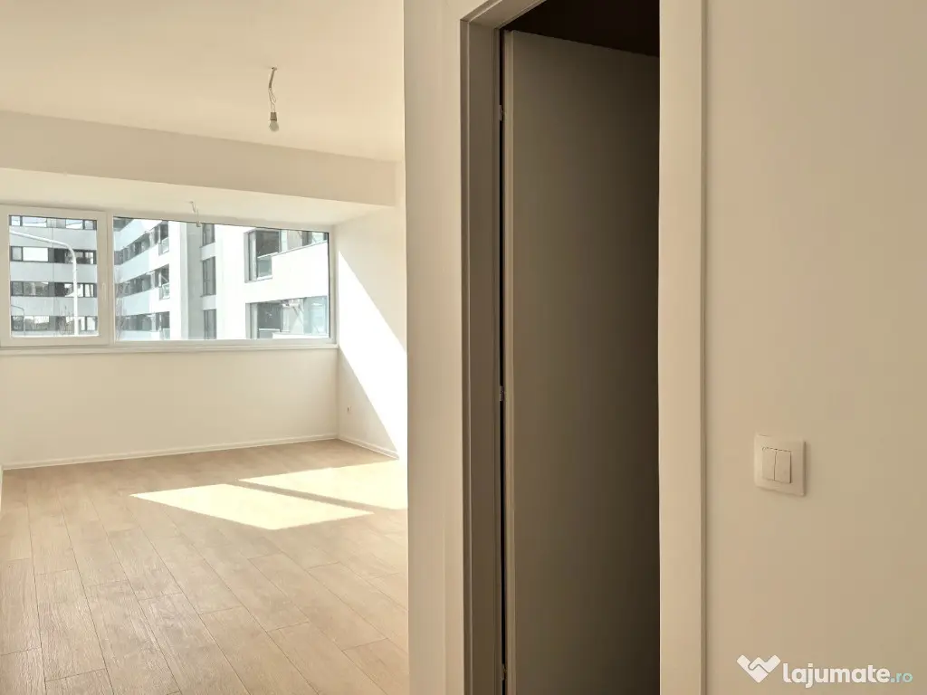 3 camere: 88 mp S.utilă totală – Etaj 1/4–Zona Mall Colosseum/Sect.1