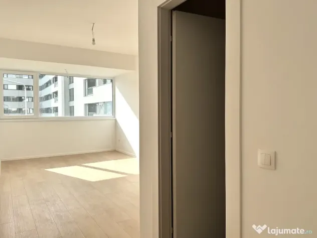 3 camere: 88 mp S.utilă totală – Etaj 1/4–Zona Mall Colosseum/Sect.1