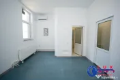 ID 10071 Locație disponibilă pentru ÎNCHIRIERE 