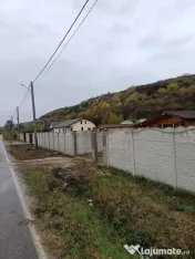 Casa parter la rosu, 355 mp teren, zona Podari 