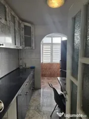 Apartament 3 camere decomandat, et. 2, Nicolina 