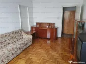 Apartament 3 camere, decomandat - zona Astra 
