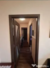 Apartament 4 camere, semidecomandat - zona Tractorul 