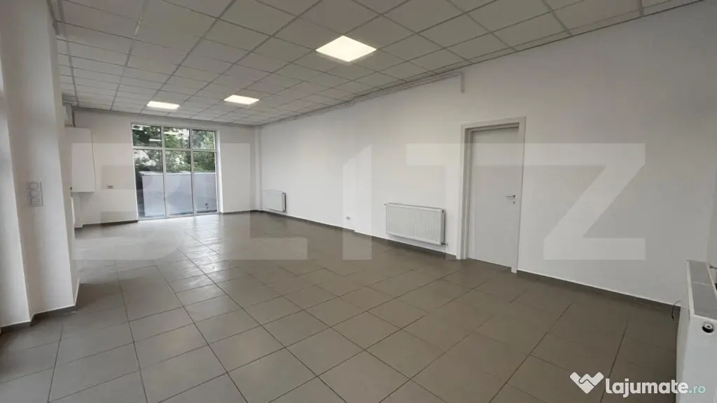 Spațiu comercial open space, parter, 65 mp, zona 1 Mai