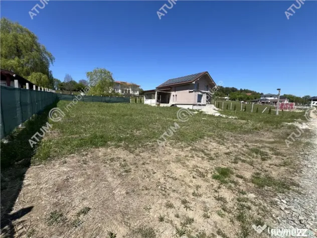 Peren intravilan de 600 mp cu PUZ in Tocile langa liziera pa