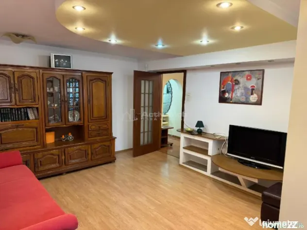 3 cam Drumul Sarii, centrala termica, balcon, 10 min metrou