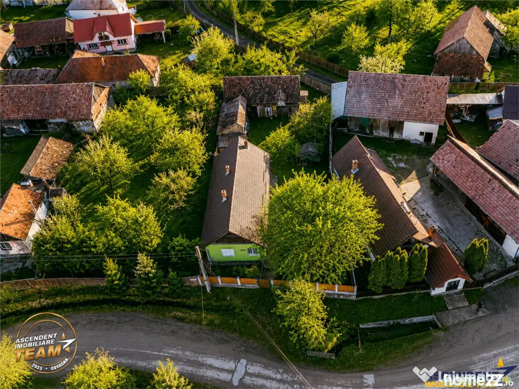 Casa de locuit in Martanus cu 660mp teren roditor, Covasna