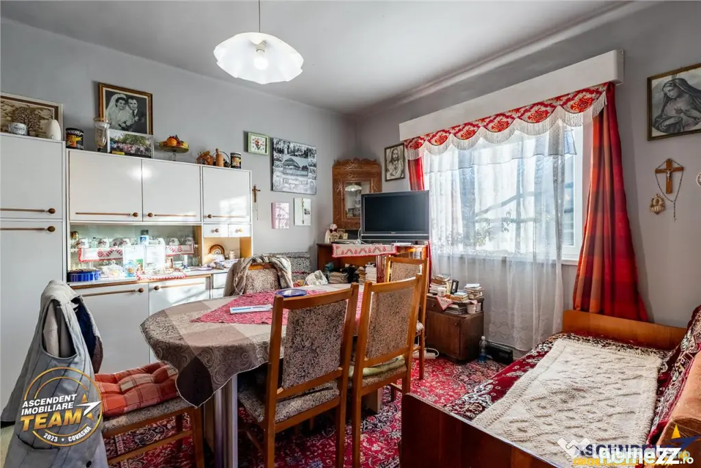 Casa de locuit in Martanus cu 660mp teren roditor, Covasna