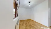 Apart. 2 cam. Parter cu Balcon + Parcare! Chiajna lângă... 