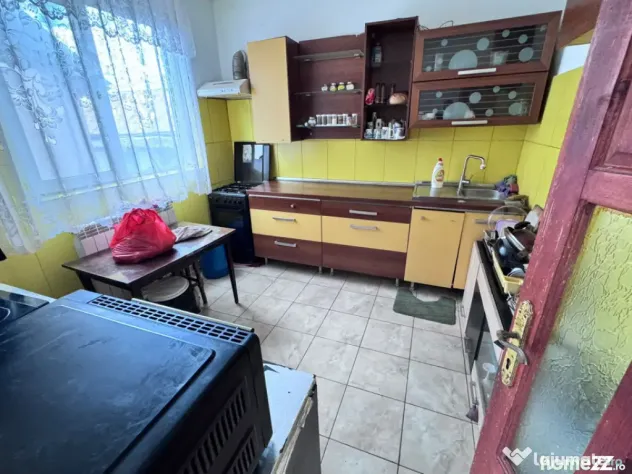 Zona Alexandru Cel Bun -CASA VILA P+1, TEREN 180 MP