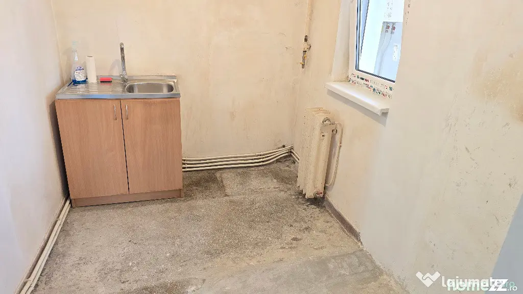 Vand apartament 2 camere decomandat in Deva, zona Gojdu, etaj 1,