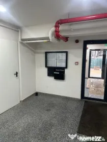 Garsoniera de inchiriat la 7 minute de metrou Berceni