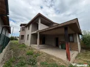 Vila P 1 de in Petresti - Crang 