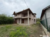 Vila P 1 de in Petresti - Crang 