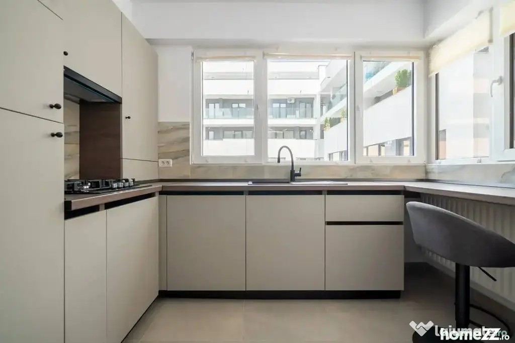 Apartament 2 camere – Vanzare - Mobilat cu Designer –...