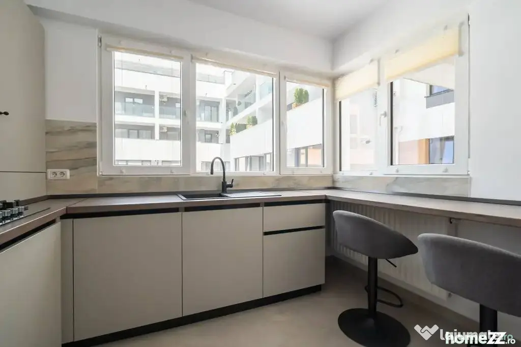 Apartament 2 camere – Vanzare - Mobilat cu Designer –...