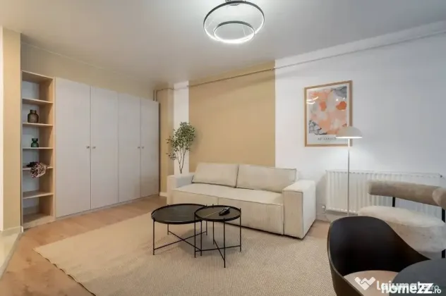 Apartament 2 camere – Vanzare - Mobilat cu Designer –...