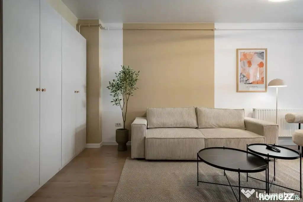 Apartament 2 camere – Vanzare - Mobilat cu Designer –...