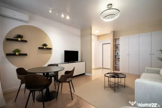 Apartament 2 camere – Vanzare - Mobilat cu Designer –...