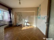 Apartament deosebit --Bd. Dacia,2 camere, renovabil, surprin 