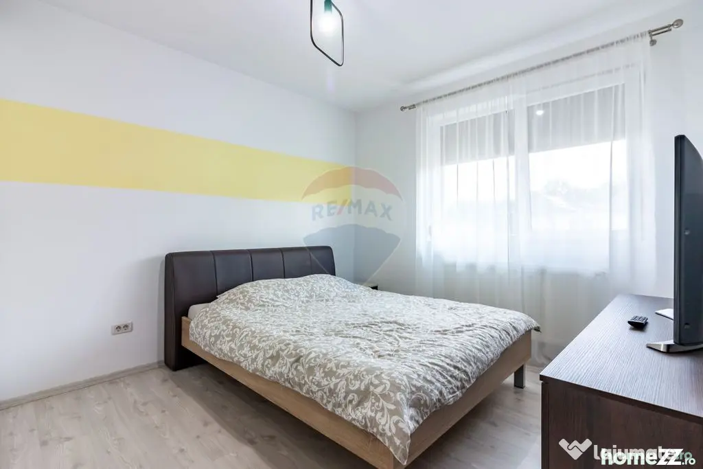 Casă / Vilă de vanzare cu 4 camere in Tunari, langa pad...