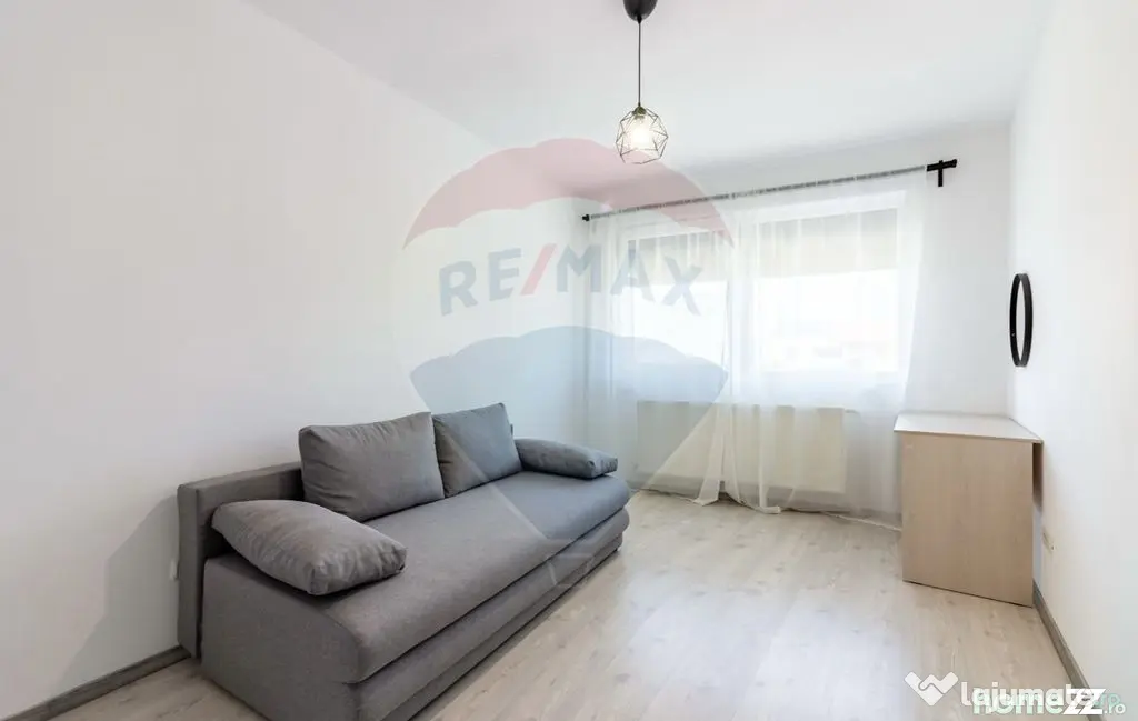 Casă / Vilă de vanzare cu 4 camere in Tunari, langa pad...