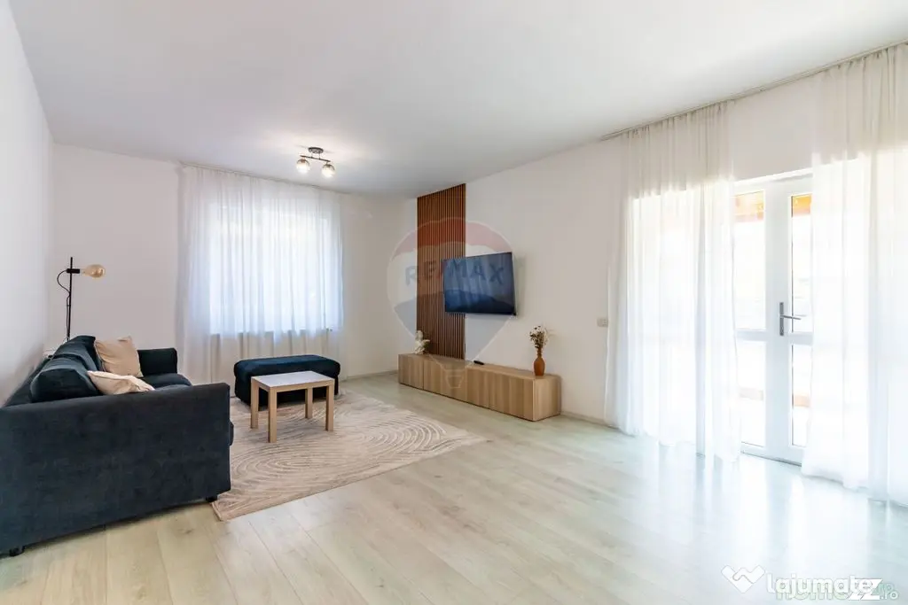 Casă / Vilă de vanzare cu 4 camere in Tunari, langa pad...