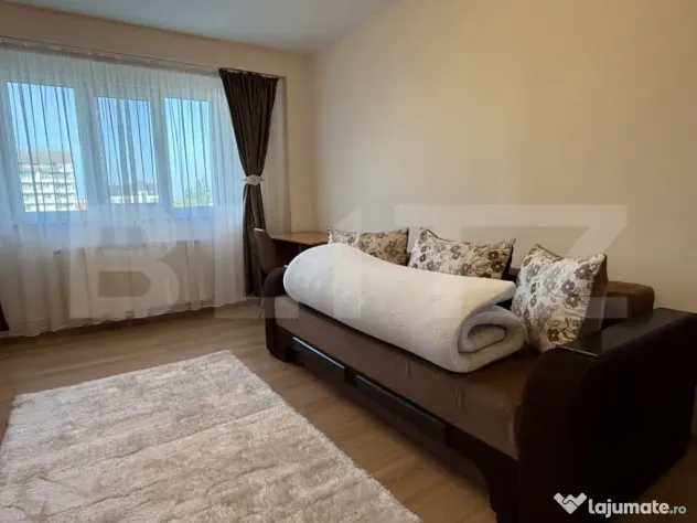 Apartament cu 2 camere complet decomandat, proaspat renovat