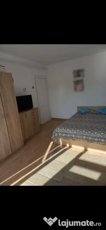 Proprietar vând garsonieră Strada Posada, Etaj 2