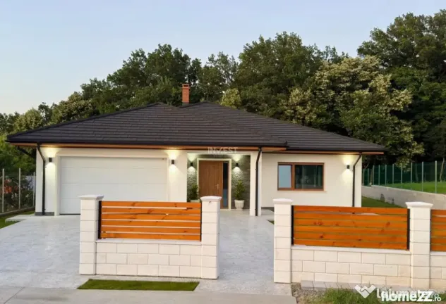 Casă individuală cu 4 camere și 2 băi - 1000MP teren, B?