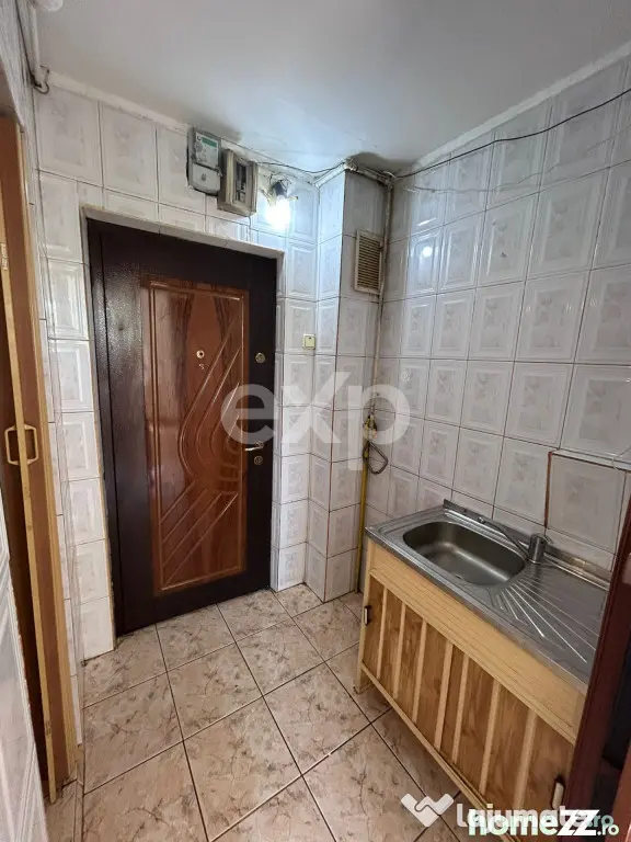 Garsoniera de vanzare Razboieni