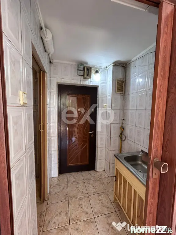 Garsoniera de vanzare Razboieni
