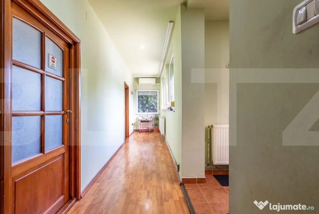 Casă 3 camere, curte și grădină, teren 765 mp, garaj, Mi