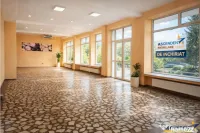 Spatiu comercial vitrinat,dublu acces,257 mp,disponibil si j 
