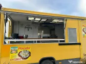 Food truck 