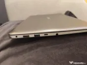 Laptop Asus cu incarcator 