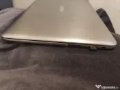 Laptop Asus cu incarcator 